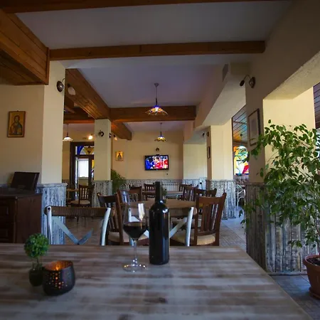 Family Prim Hotel