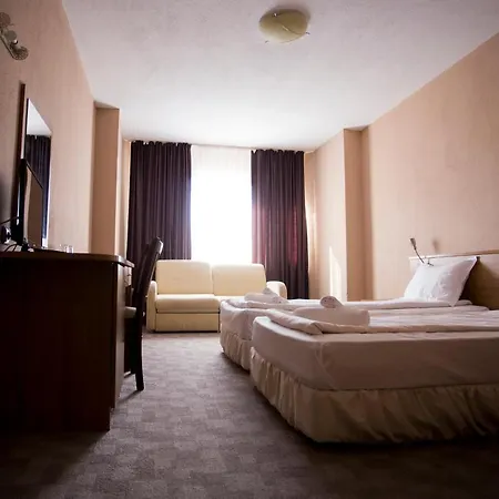Family Prim Hotel