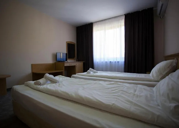 Хотел Family Prim