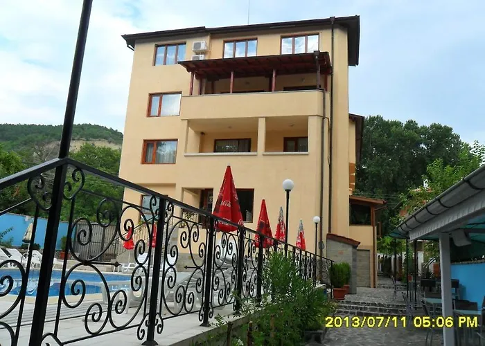 Family Prim Хотел